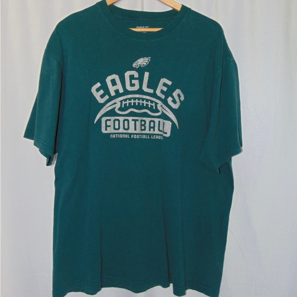 Vintage Philadelphia Eagles Reebok Tshirt.